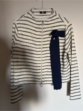 RIANI- Striped vest navy and cream small machine washable